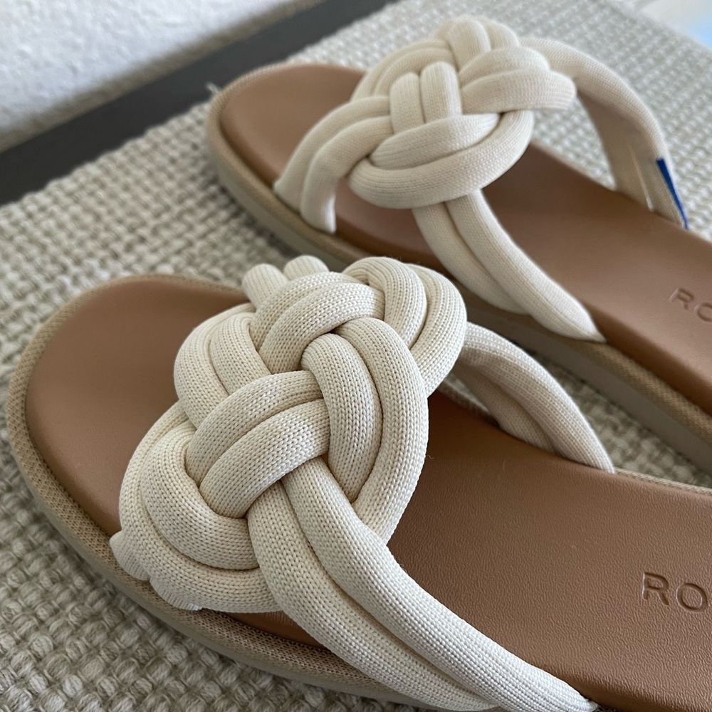 Rothy's Cream and Tan Knotted Sandals - Picture 4 of 8